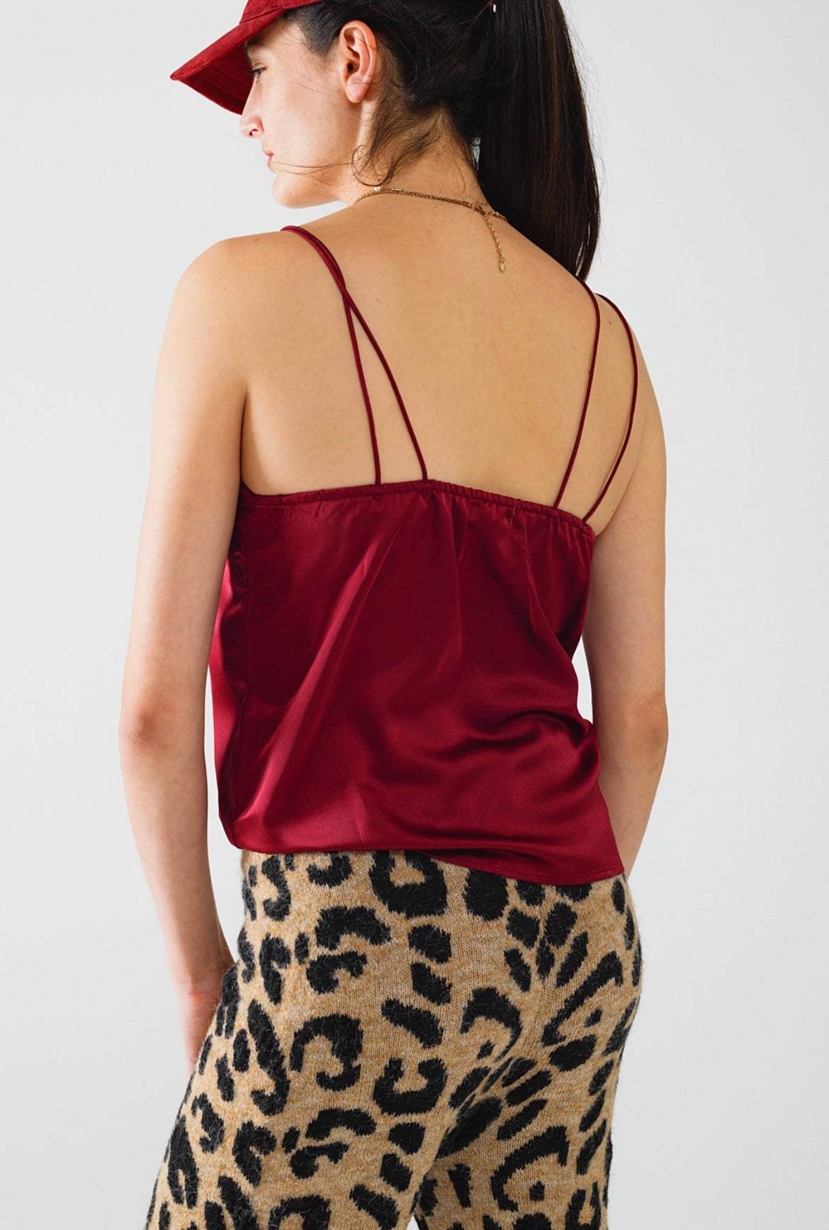 BURGUNDY SPAGHETTI STRAP TOP