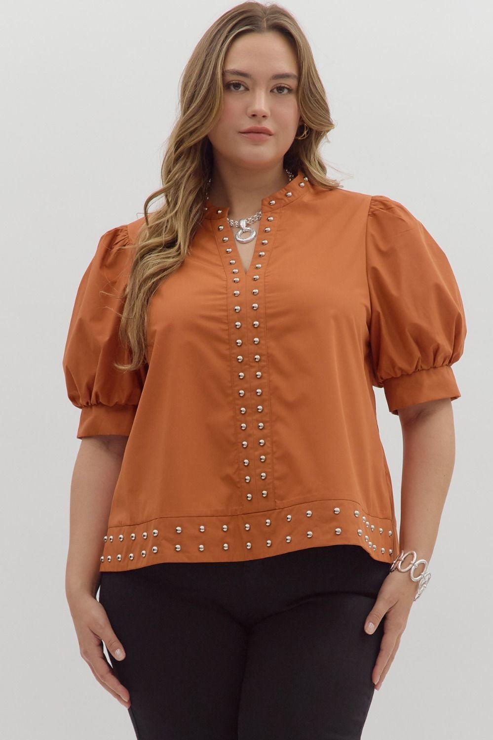 STUDDED TOP