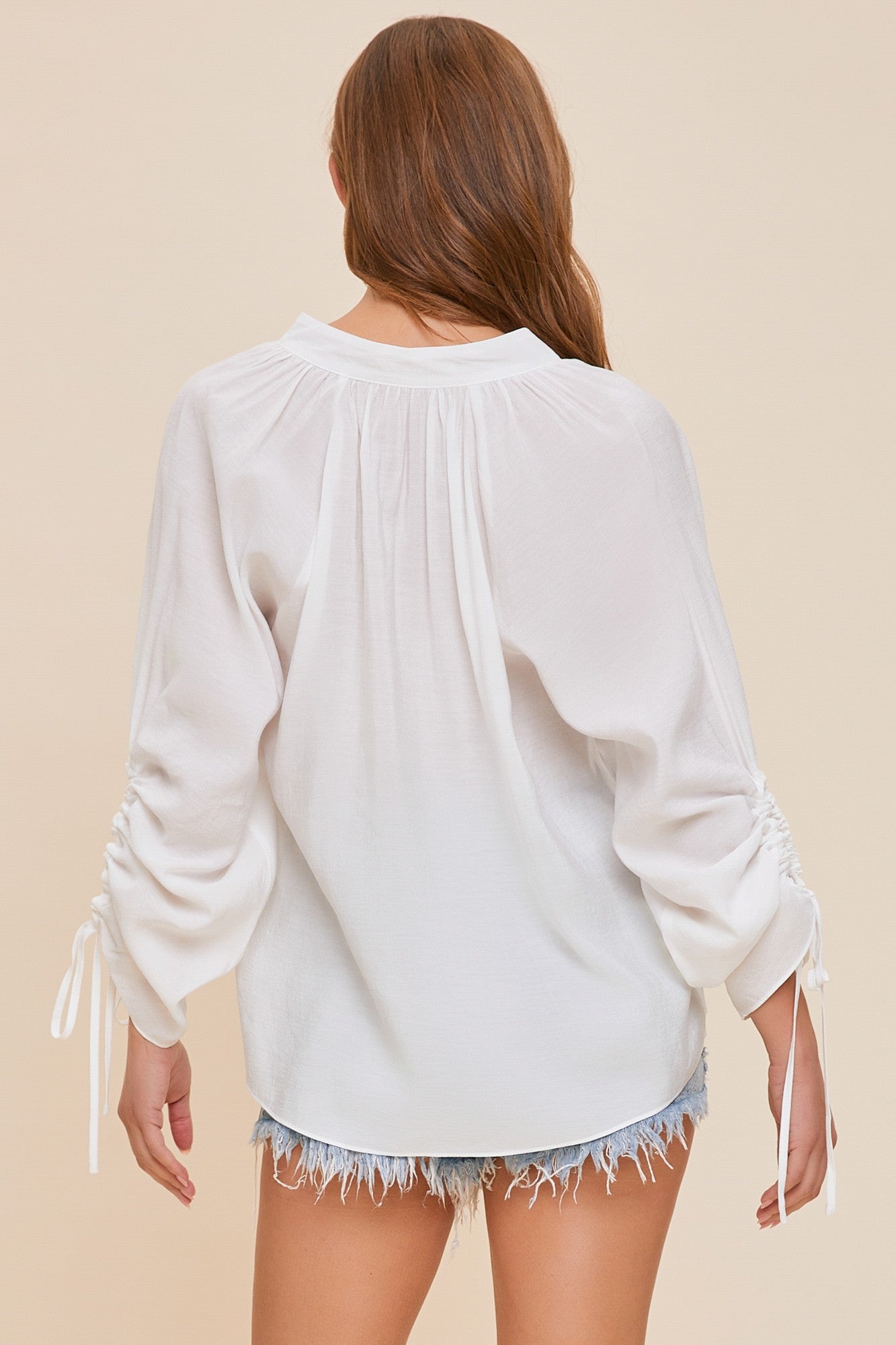 RUCHED SLEEVE TOP