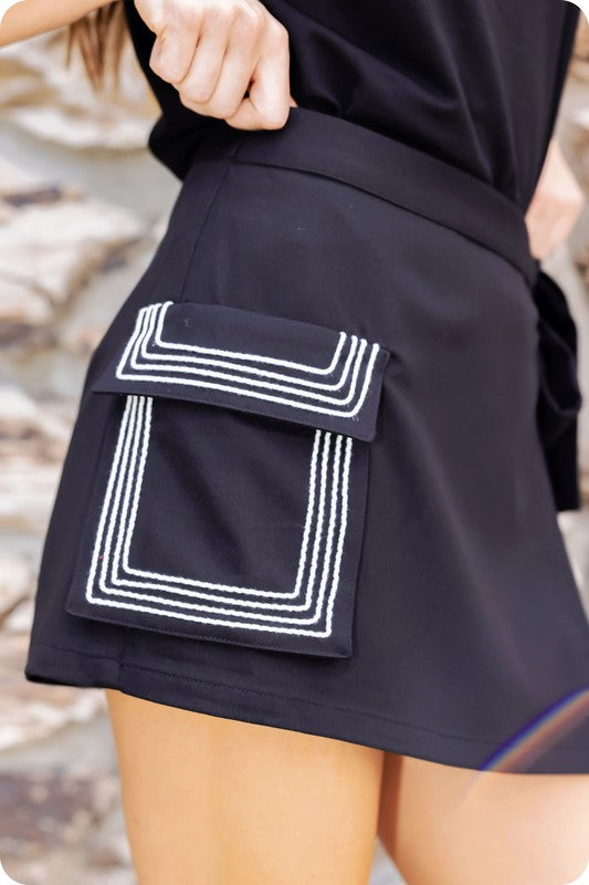 EMBROIDERY SKORT