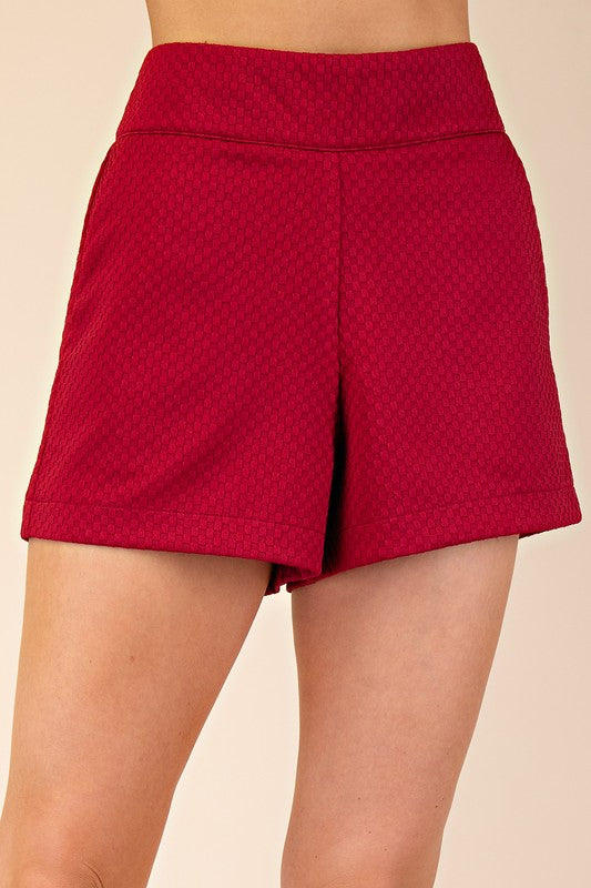 TEXTURED HIGH WAIST SHORT