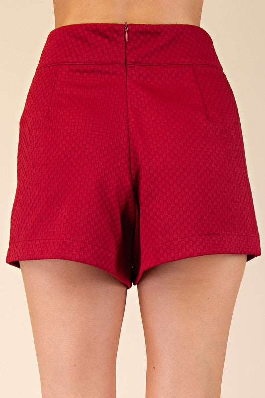 TEXTURED HIGH WAIST SHORT