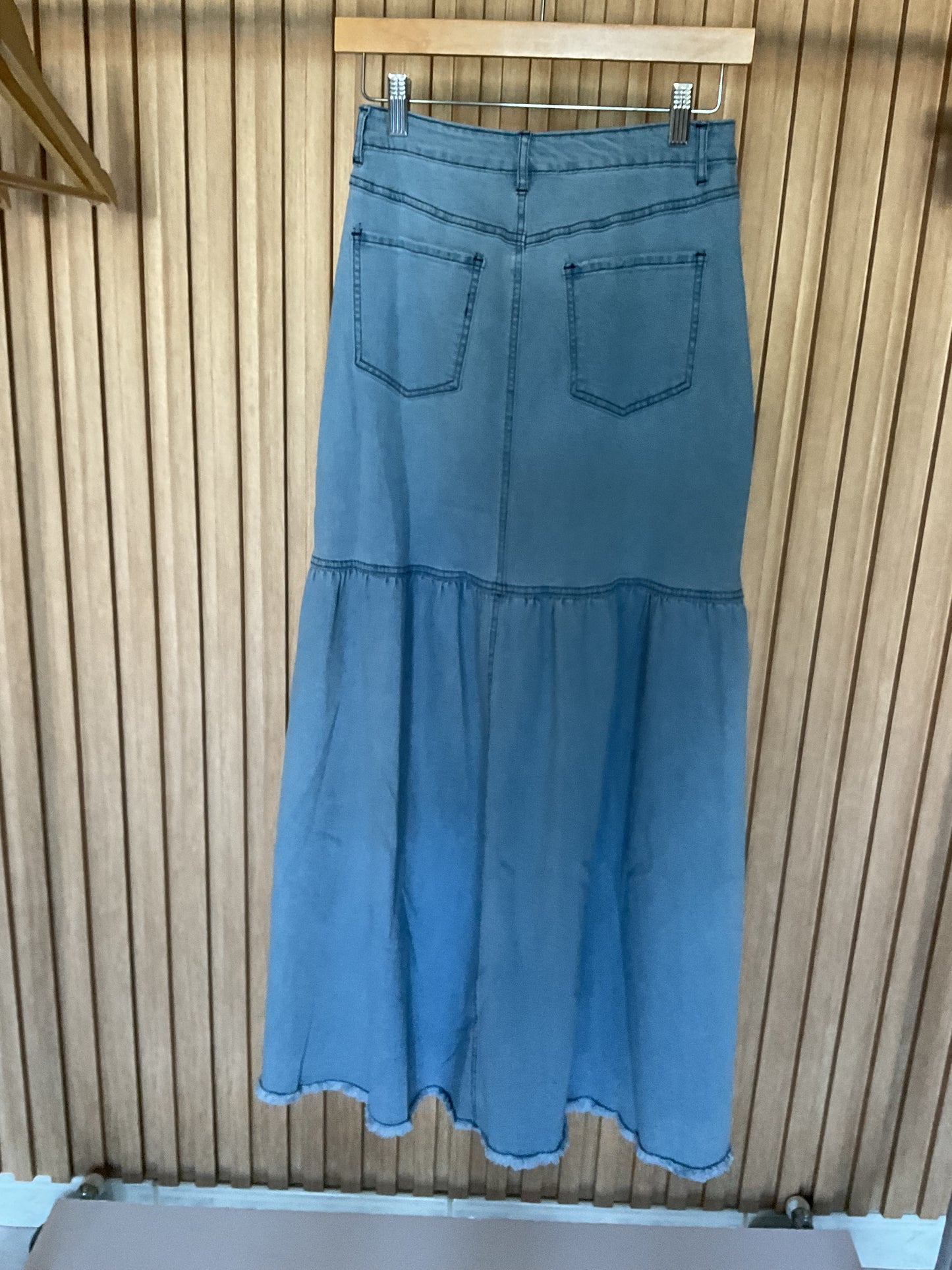 EMBROIDER SKIRT