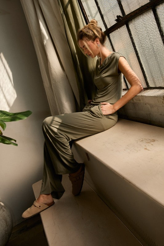 COWL NECK WIDE LEG SET