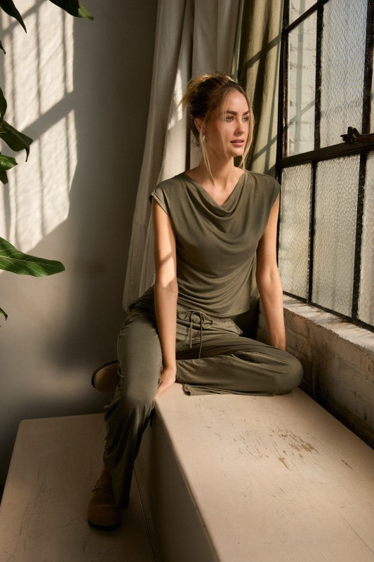 COWL NECK WIDE LEG SET