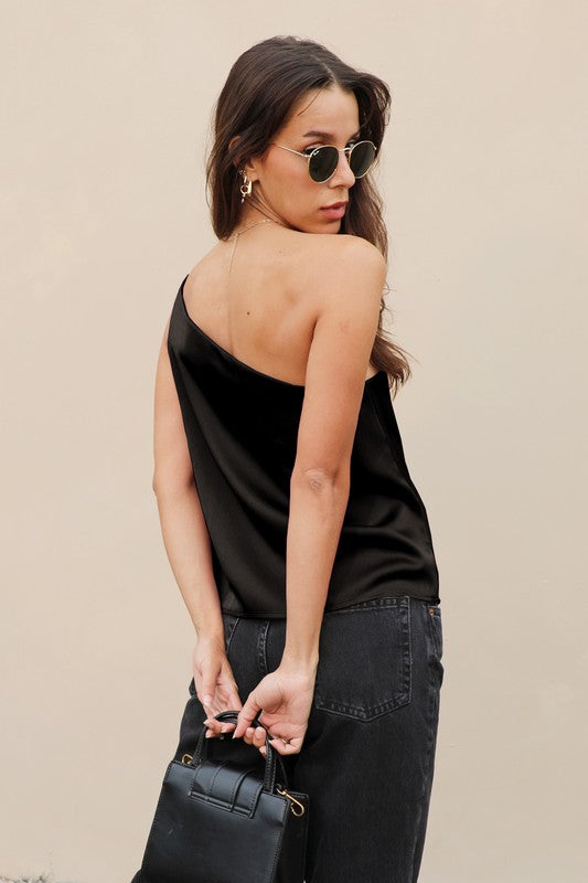 VERO ONE SHOULDER TOP
