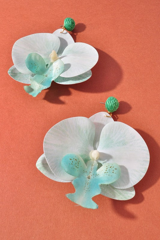 COQUETTE EARINGS