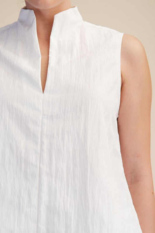 SLIT V NECK TOP
