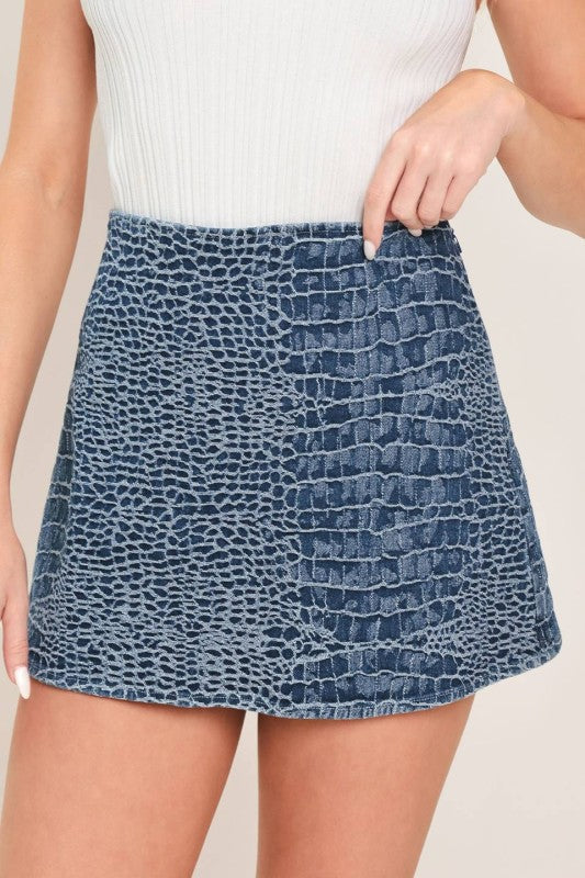 TEXTURE DENIM SKORT