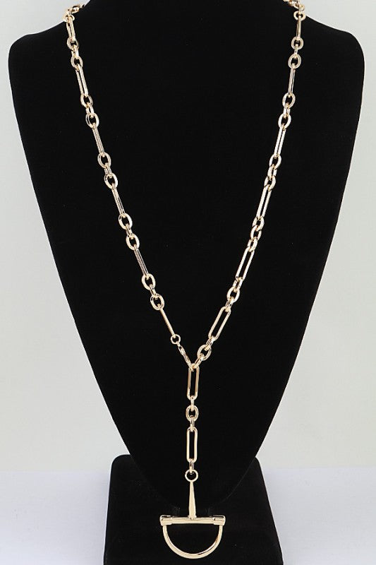 HORSESHOE NECKLACE
