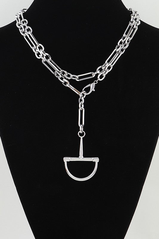 HORSESHOE NECKLACE