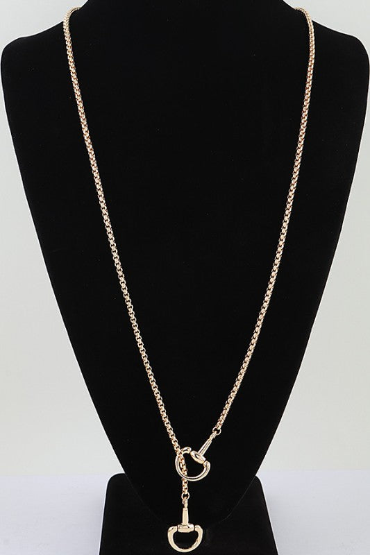 HORSESHOE LOOP NECKLACE