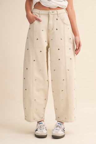 STUDDED BARREL JEAN