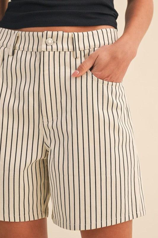 BOYFRIEND SHORTS