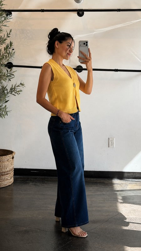 ONE BUTTON VEST TOP