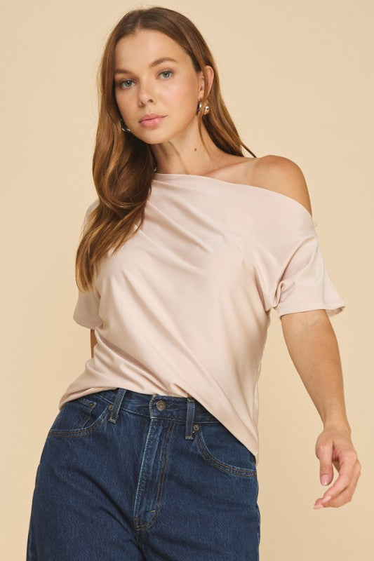 ALLURE SHOULDER TOP