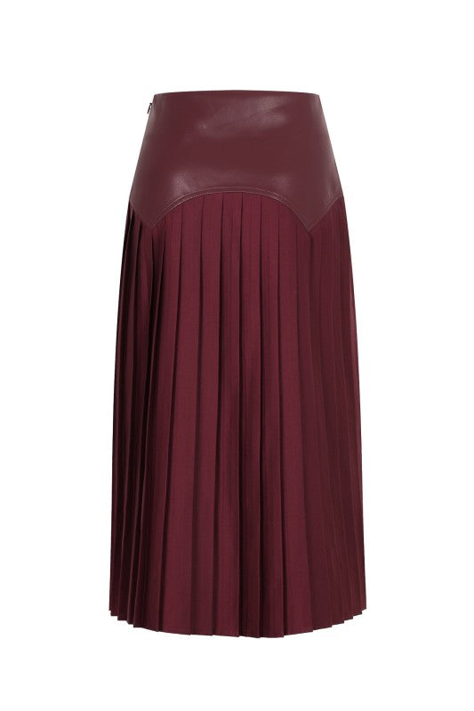 FAUX LEATHER PLEATED SKIRT