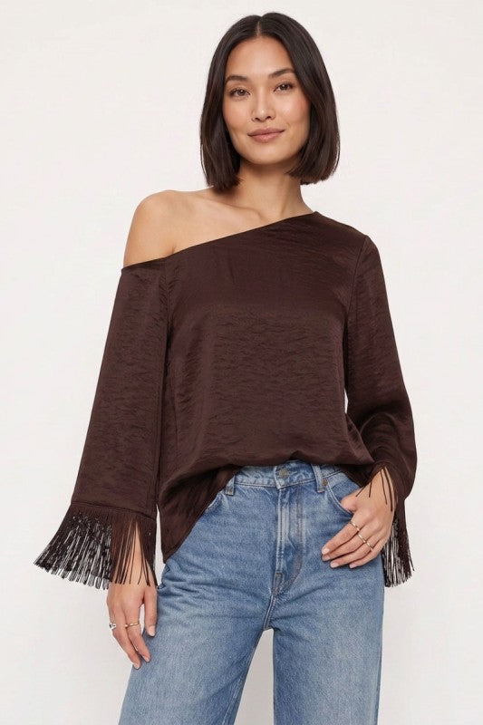 FRINGE SLEEVE OFF SHOULDER TOP